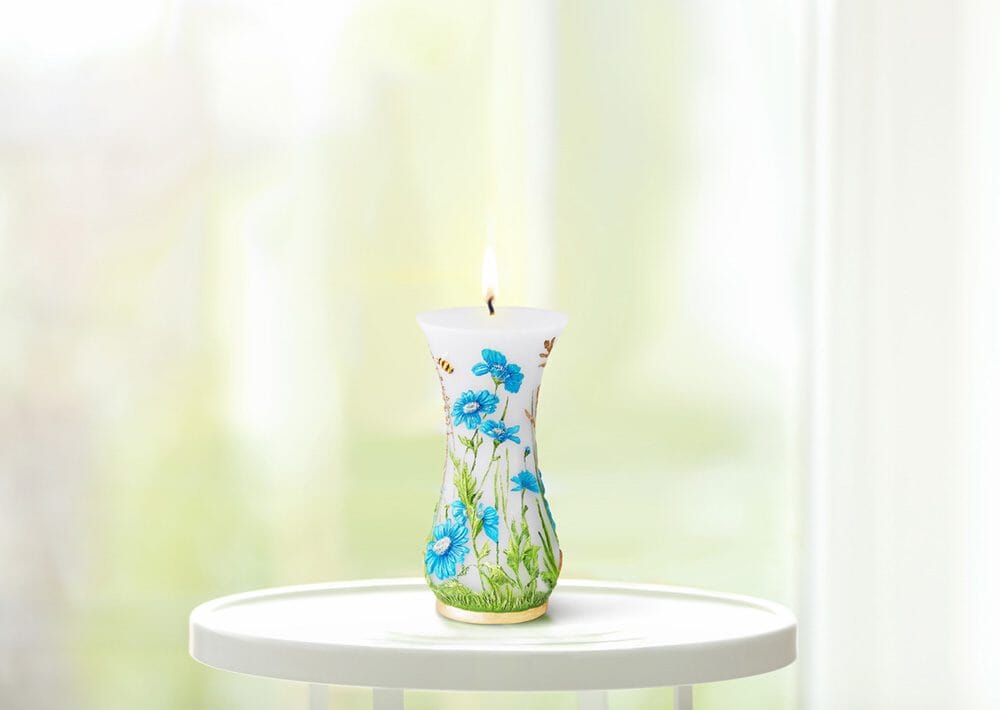 CORNFLOWER VASE CANDLE