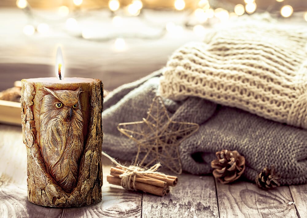 TAWNY OWL TOTEM CANDLE