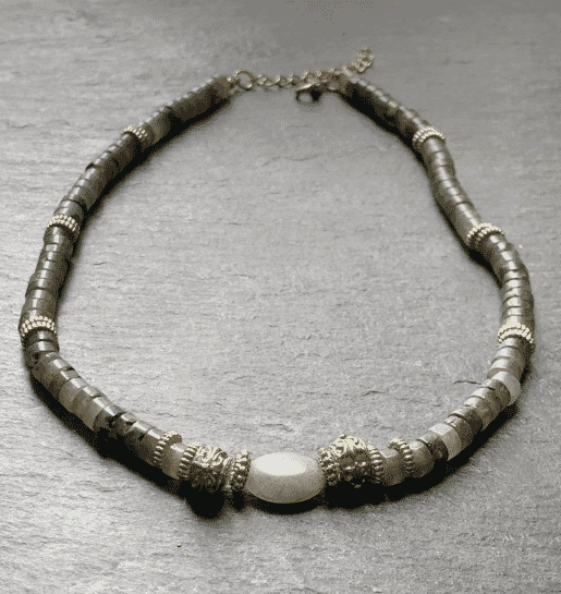 NEPHRITE JADE CHOKER NECKLACE