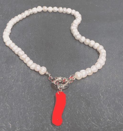 PEARL NECKLACE WITH CORAL DROP